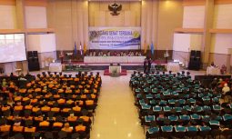 Wisuda STIE-STAN Indonesia Mandiri T.A. 2012/2013